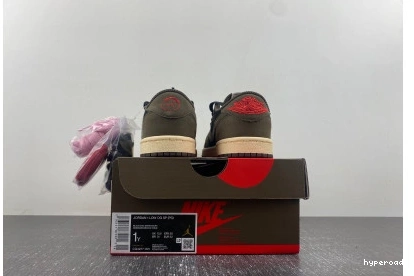 Hyperoad (KIDS)TRAVIS SCOTT JORDAN 1 'MOCHA' X LOW AIR 1011